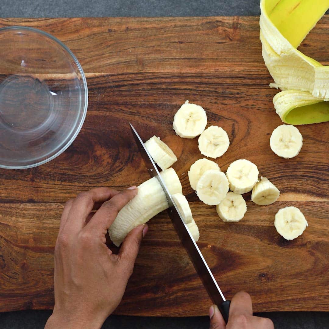 chopping the banana with knife