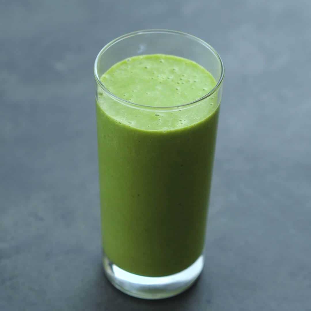 Spinach Smoothie served in a glass